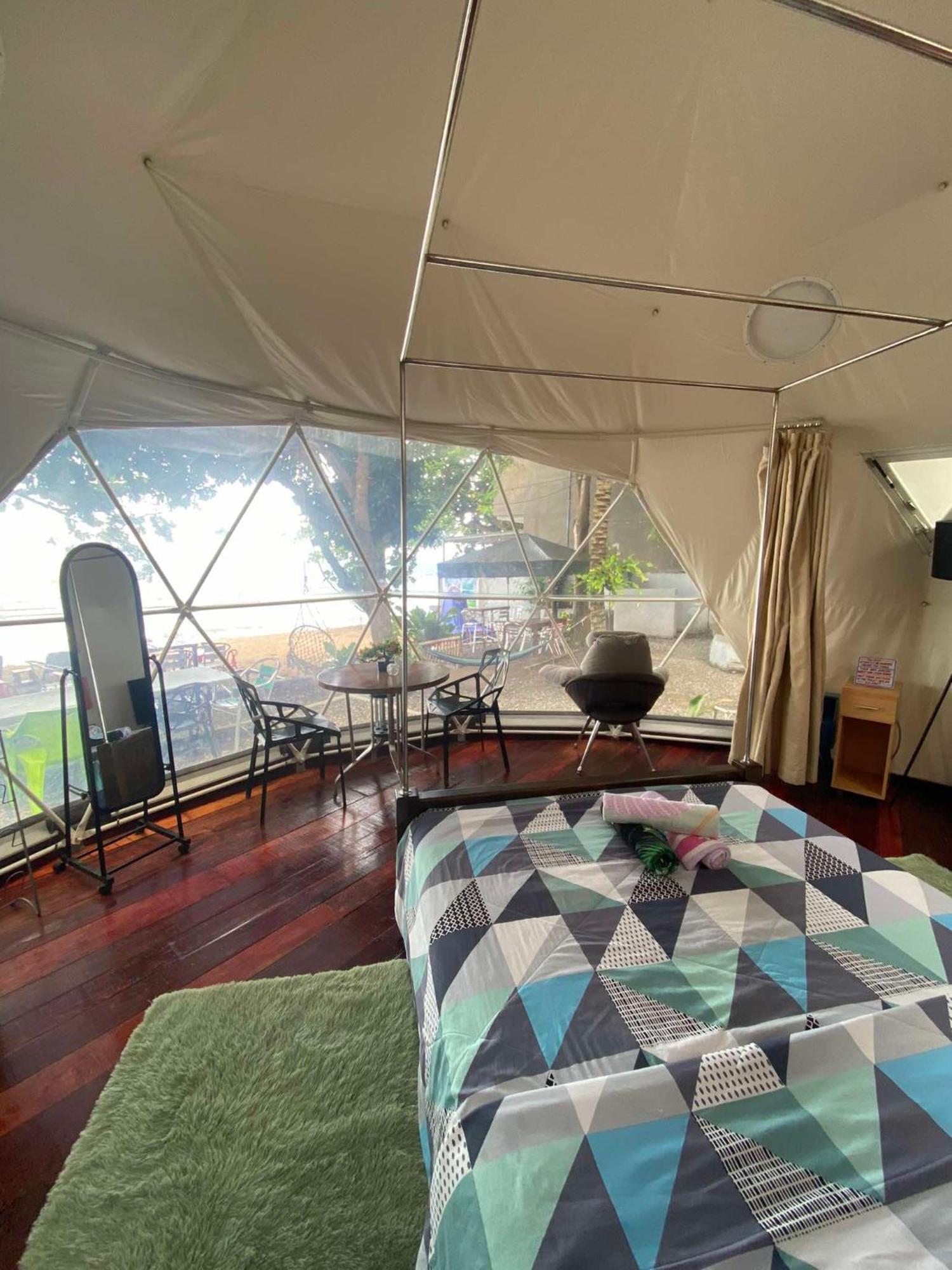 Glamping Dome Dauin Beach Resort Esterno foto