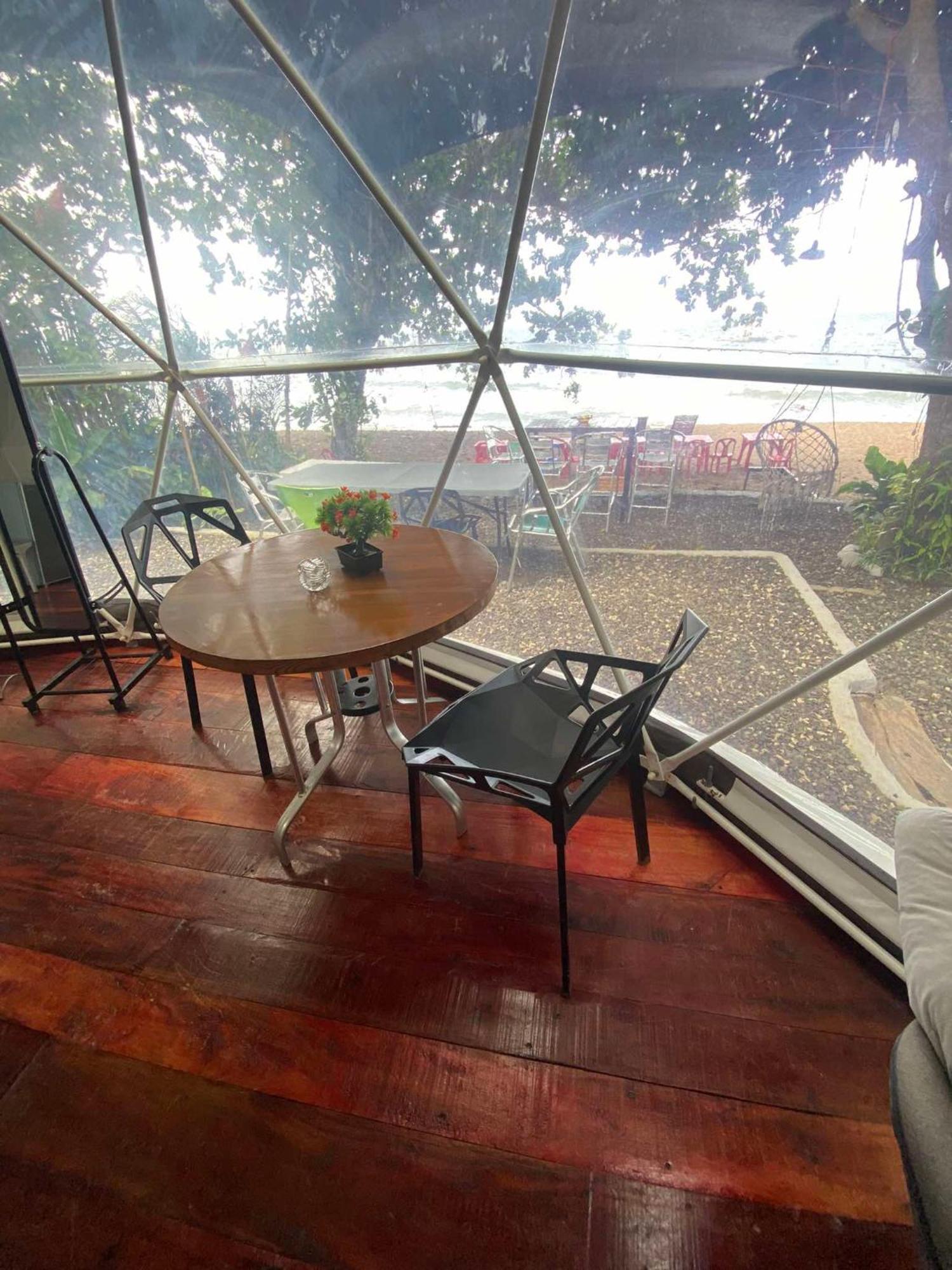Glamping Dome Dauin Beach Resort Esterno foto